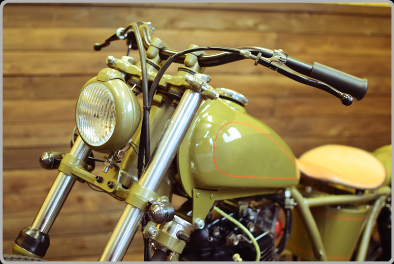 Thirty-Second Motors バイク ペイント・バフ磨き