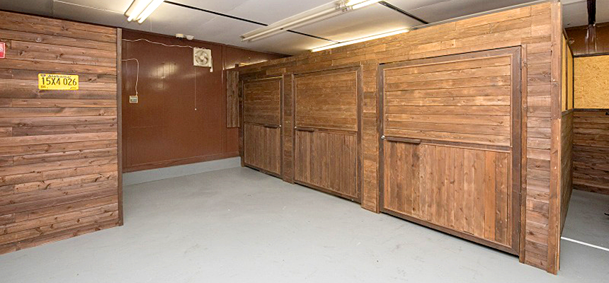 サーティーセカンドモータース　バイクレンタルガレージ