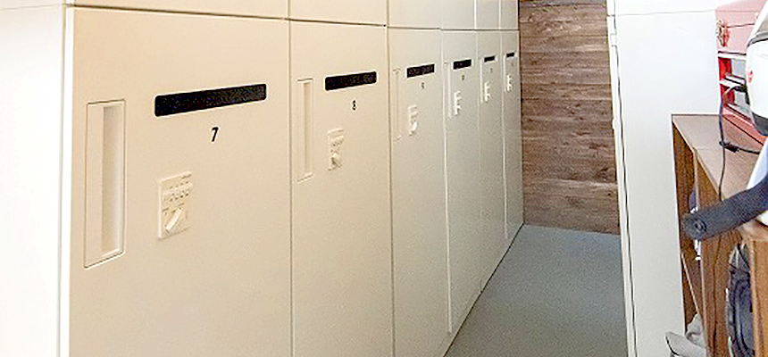 サーティーセカンドモータース　バイクレンタルガレージ